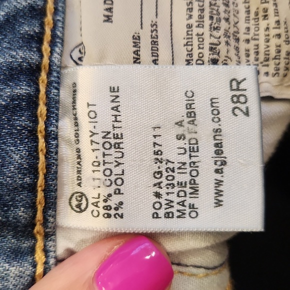 Medium wash, distressed AG "the stilt" cigarette skinny jeans size 28! - Picture 4 of 10